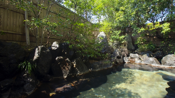 ◆温泉を愉しむ　保性館素泊りプラン≪おまかせ部屋　旧館アウトバスルーム限定≫